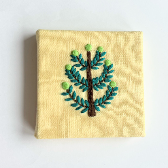 北欧風オリーブの木の刺繍パネル【hokuo】#244 2枚目の画像