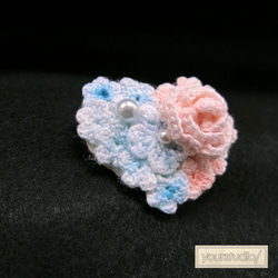 [お値下げ]レース編みのフラワーブローチ - small flower brooch "pulsation" - 4枚目の画像