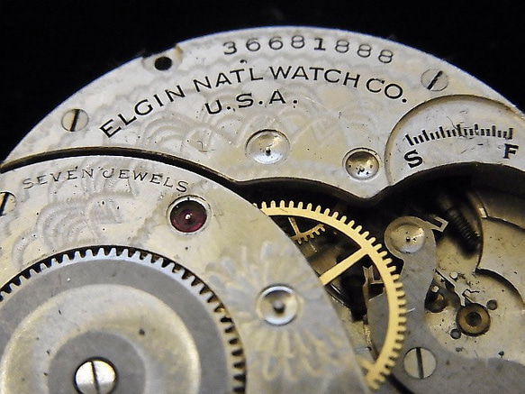 本物志向。1935年製造のエルジン懐中時計ジャンクです。　jw-411 5枚目の画像