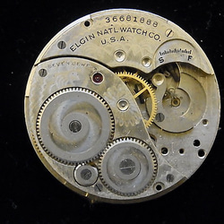 本物志向。1935年製造のエルジン懐中時計ジャンクです。　jw-411 1枚目の画像