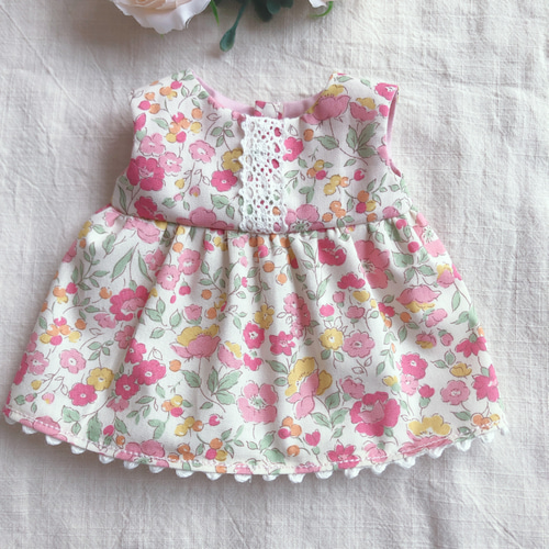 26cmドール用 裏地付き♡くすみカラーの花柄ワンピース 2カラー ソラン