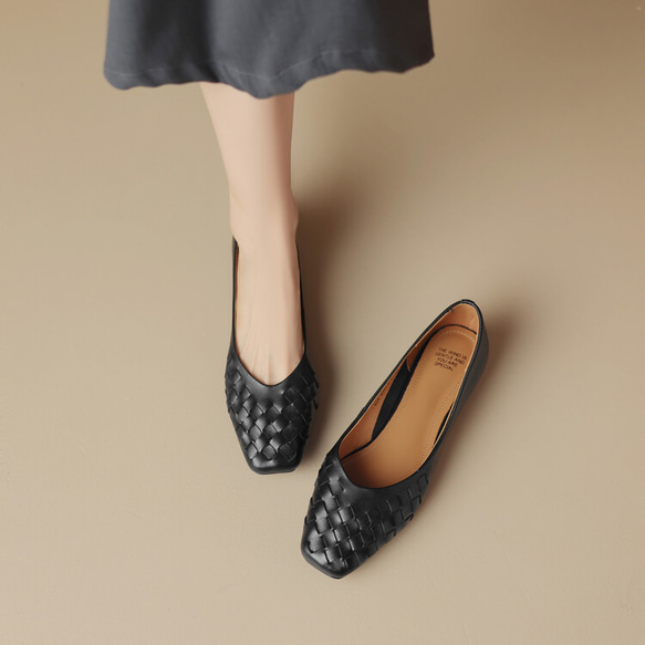 ⭐24 新款女款⭐柔軟皮革鞋時尚簡約鞋低跟淺口鞋22cm-25cm #945⭐免運費⭐ 第12張的照片