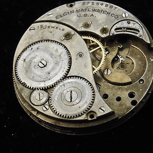 本物志向。1923年製造のエルジン懐中時計ジャンクです。 jw-415