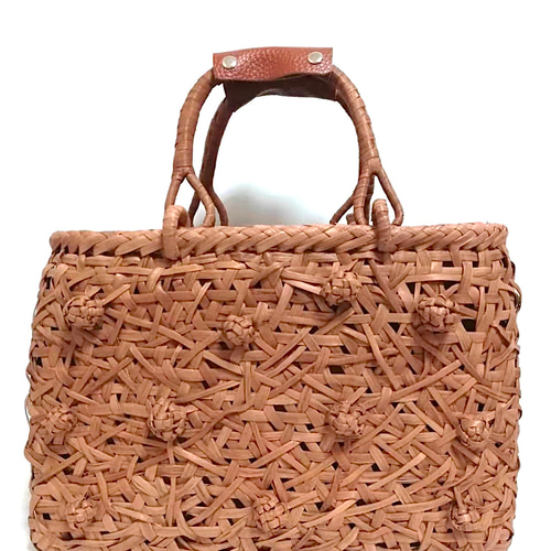 山葡萄バッグ乱れ花 かごバッグ 山葡萄バッグ魅力 通販｜Creema  