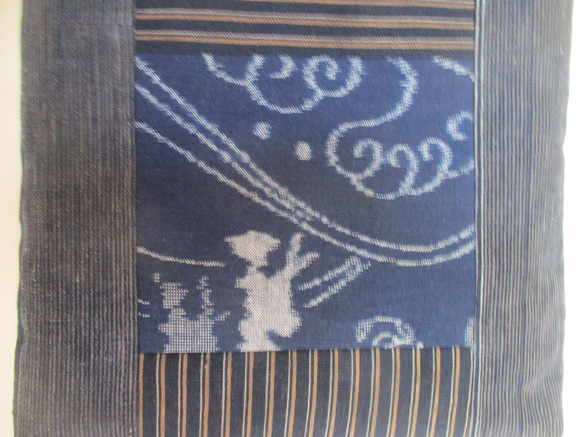 ７６８５　型染めと縞柄の着物で作った手提げ袋（タブレット入れ）　＃送料無料 6枚目の画像