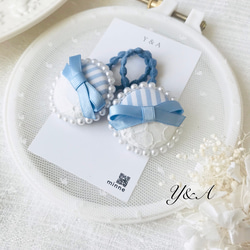 そら色リボンとくるみボタンのヘアゴム♡ 雑貨・その他 Y & A 通販