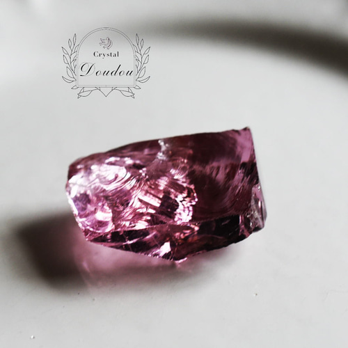 アンダラクリスタル 超希少 美大粒チェリーピンク〔sa3497〕 天然石