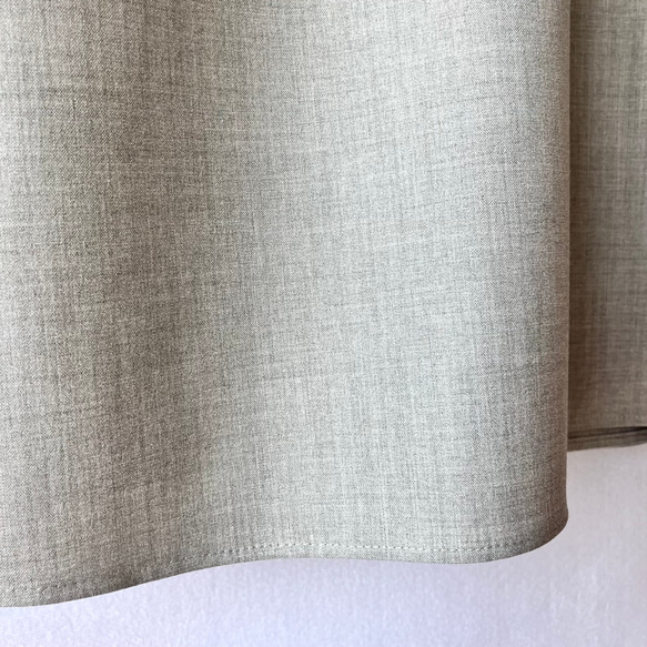 〈親子コーデセット〉肩パールボタンのジャンパースカート【おそろいフォーマル/灰色（ライトグレー）/肩パールボタン/子供服 灰色 あり 総裏仕立て