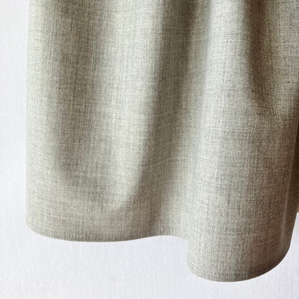 〈親子コーデセット〉肩パールボタンのジャンパースカート【おそろいフォーマル/灰色（ライトグレー）/肩パールボタン/子供服 灰色 あり 総裏仕立て