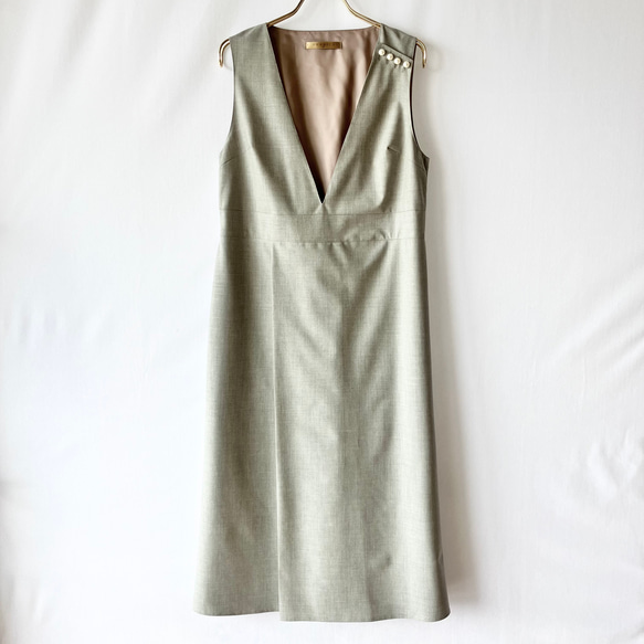 〈親子コーデセット〉肩パールボタンのジャンパースカート【おそろいフォーマル/灰色（ライトグレー）/肩パールボタン/子供服 灰色 あり 総裏仕立て