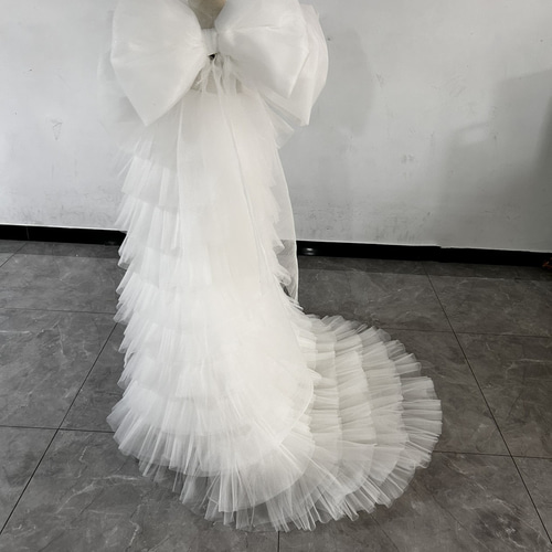 送料無料！高品質！ もこもこウエディングドレス ソフトチュール