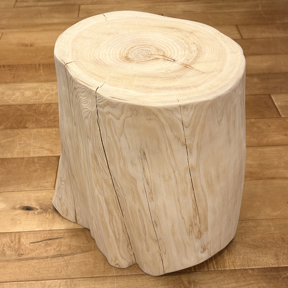 Hinoki  Wood  Stool  No.629 1枚目の画像