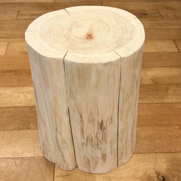 Hinoki  Wood  Stool  No.632 1枚目の画像