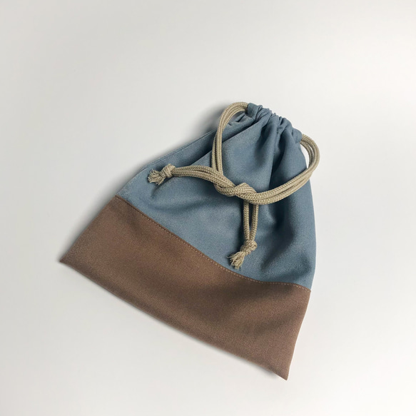 巾着袋　コップ袋　給食袋　くすみ　グレイッシュ　ニュアンスカラー　男の子　女の子　ユニセックスデザイン　ポリエステル 4枚目の画像