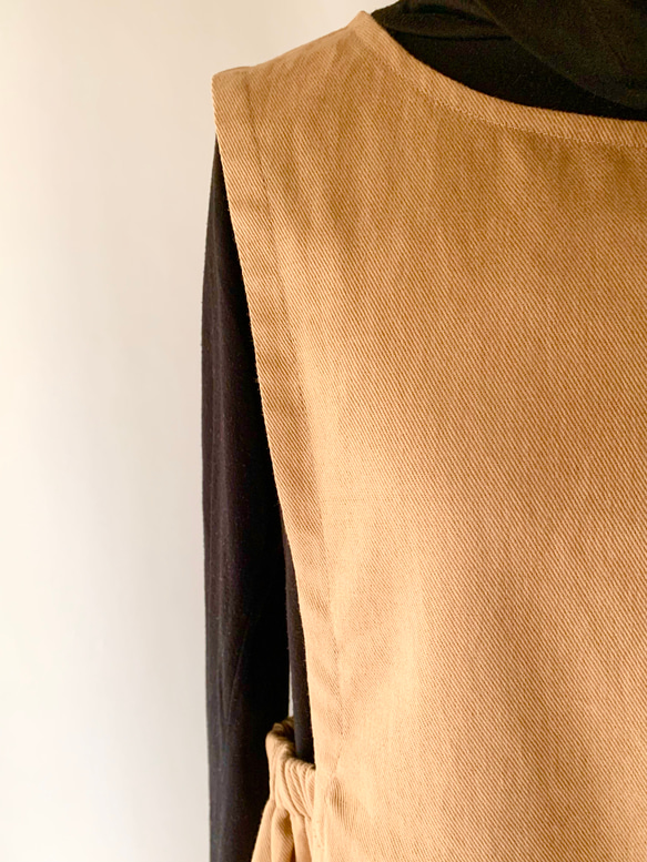 サイドギャザーのジャンパースカート　ハーフリネン　キャメル 13枚目の画像