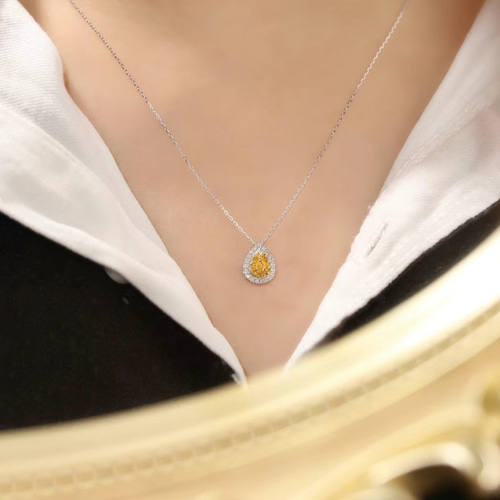 スパークリングウォータードロップイエローダイヤモンド18K