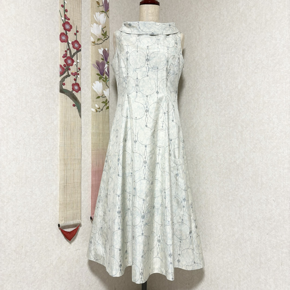 白大島ロールカラープリンセスラインワンピース 観桜 ワンピース Lotus