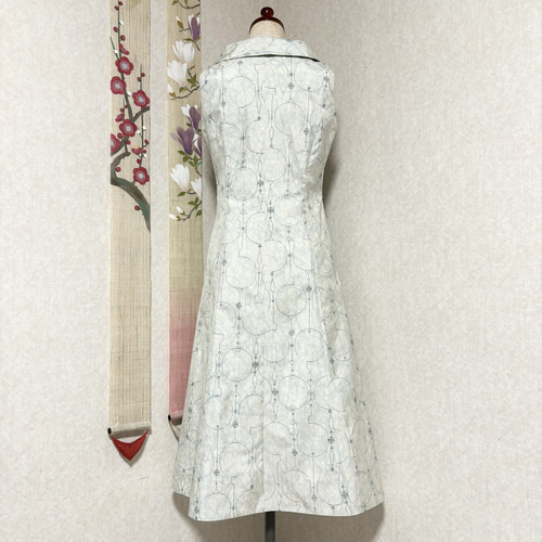 白大島ロールカラープリンセスラインワンピース 観桜 ワンピース Lotus