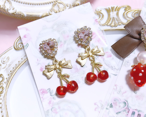 ☆❤️ りぼん　パール　薔薇　花　ピアス　イヤリング　ハンドメイド cotton flower】キラキラビジューハート花びらフリルラウンドパール