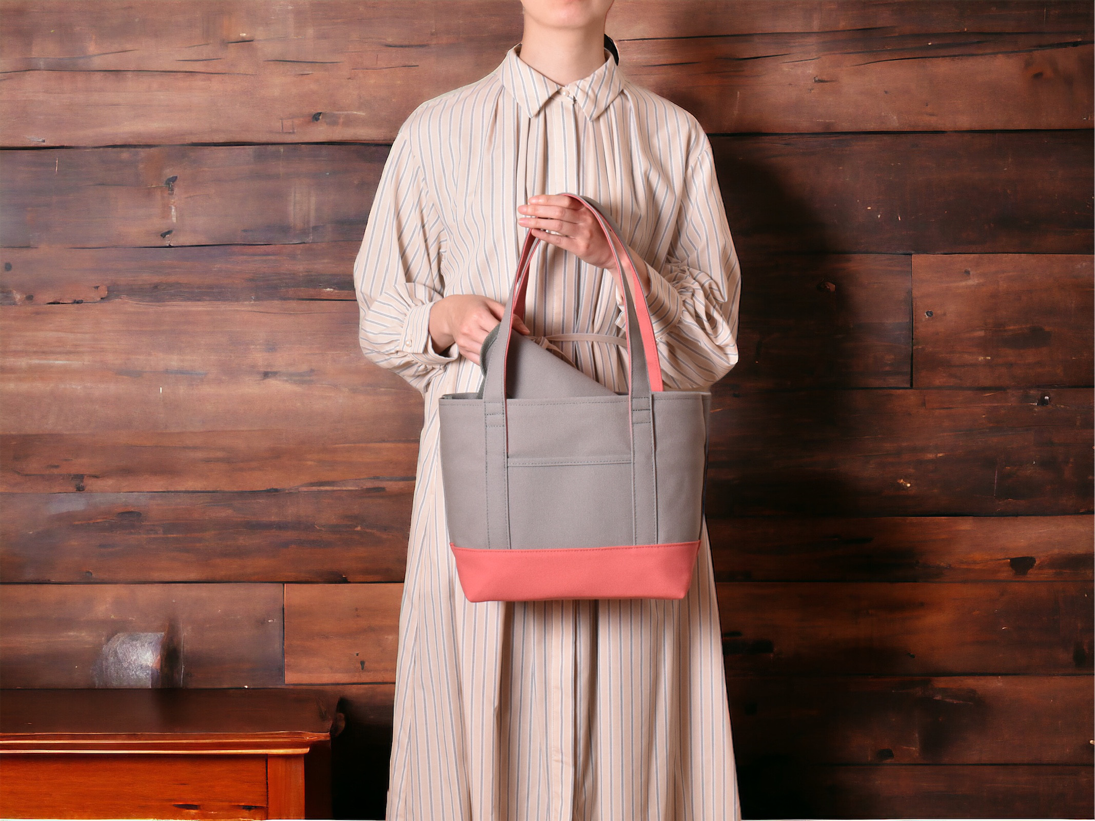 フレンチアンティーク　カバー付き肩掛けトート