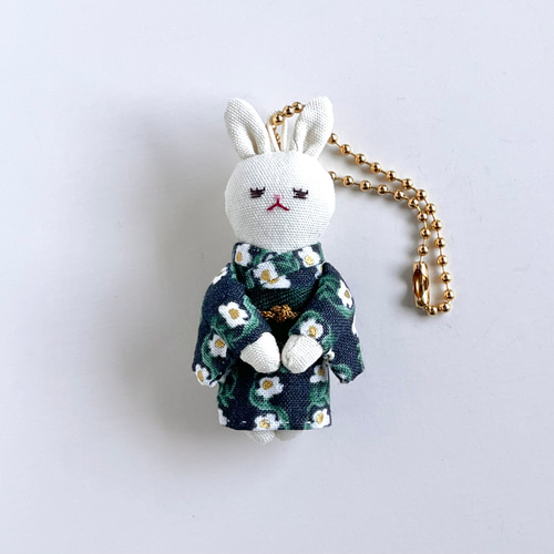 和装ドール❤️ハンドメイド♡ドールチャーム きものうさぎ バッグチャーム ドールチャーム 和装小物（帯・半襟