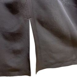 ロングジレ マキシベスト 着物リメイク 黒 カーディガン 和モード フォーマル 正絹 男女兼用 黒 J6314 7枚目の画像