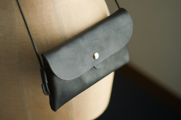 《GINO》Leather Slim Pochette《3colors》 6枚目の画像