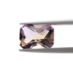 【独創的なカットが輝く】アメトリン  3.08ct 10枚目の画像