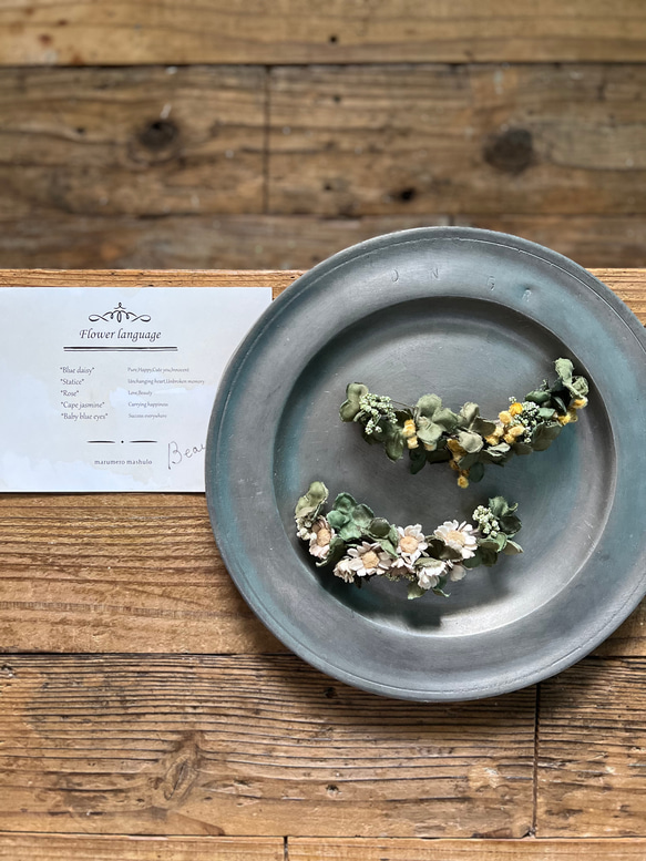 【受注制作】布花　ホワイトミニマーガレットの首飾りコサージュ 2枚目の画像