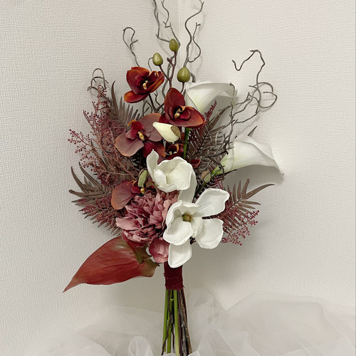 胡蝶蘭、カラー、マグノリア、ウェディングブーケ、クラッチブーケ