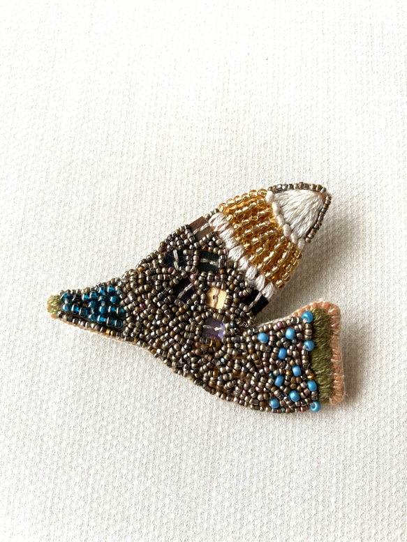 bird ビーズ刺繍ブローチ 1枚目の画像