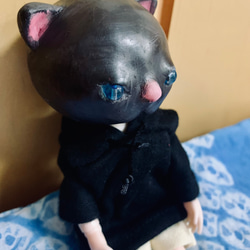 ハンドメイド　セリアドール　サーニット　黒ねこ　諭吉君 2枚目の画像