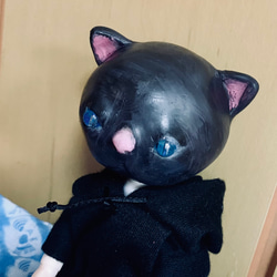 ハンドメイド　セリアドール　サーニット　黒ねこ　諭吉君 3枚目の画像