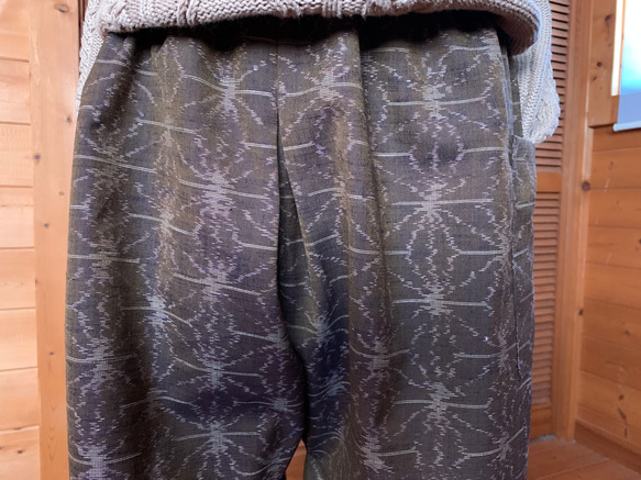 茶色　麻の葉模様　ウールのもんぺパンツ　総１０7ｃｍ　着物リメイク 2枚目の画像