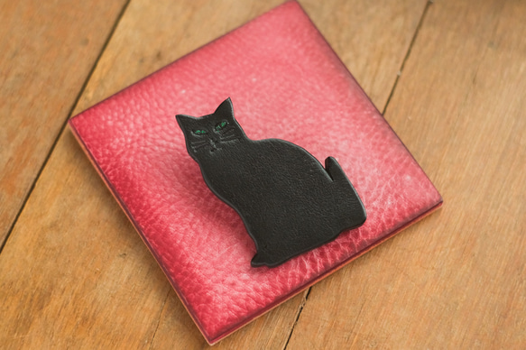 《Buono》Leather Cat Brooch 2枚目の画像
