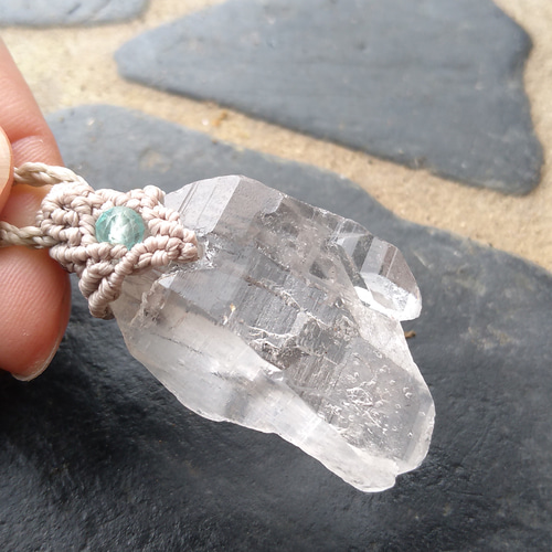 ガネッシュヒマール産】ヒマラヤ水晶の天然石マクラメペンダント[PEN