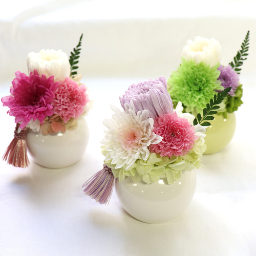 仏花プリザーブドフラワーアレンジメント　花器付 お供え花　一対 仏花 プリザーブドフラワー アレンジメント お供え お悔やみ 花