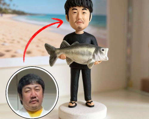 オーダーメイド】 お写真からの釣り好きフィギュア 魚を抱いた