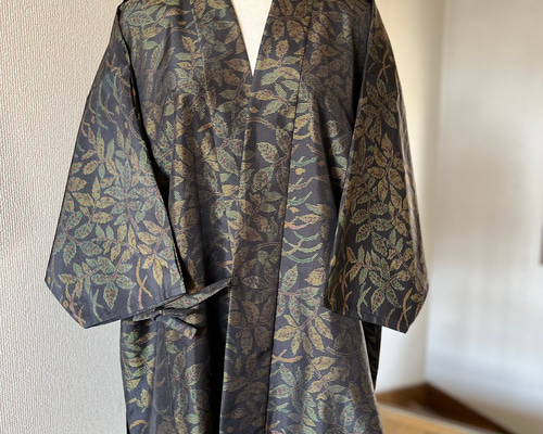 まみこ♡本場大島紬 作務衣 商標有 艶やか芍薬華柄 大人お洒落上衣