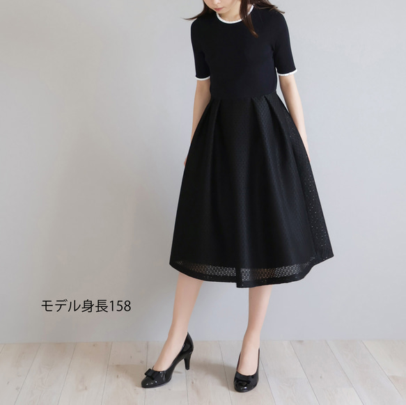 【3種尺寸可供選擇◎】圓點蕾絲短袖對接洋裝【黑色】 第2張的照片