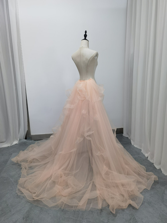 送料無料！華やかなトレーン 取り外し ピンク ラッフルフリル ソフト  