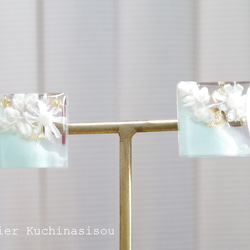 樹脂藝術花朵方形耳環&lt;冰藍&gt; 第8張的照片