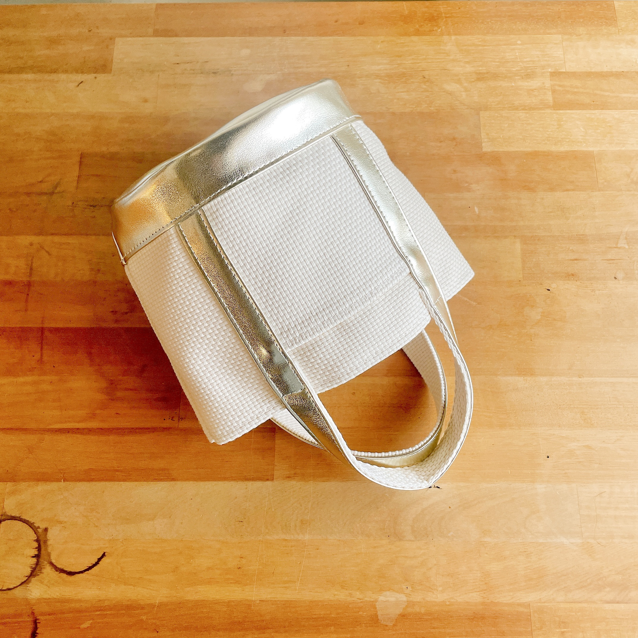 ［SS］マルシェカゴのような帆布のバケツトート　刺し子織キナリ×ゴールド