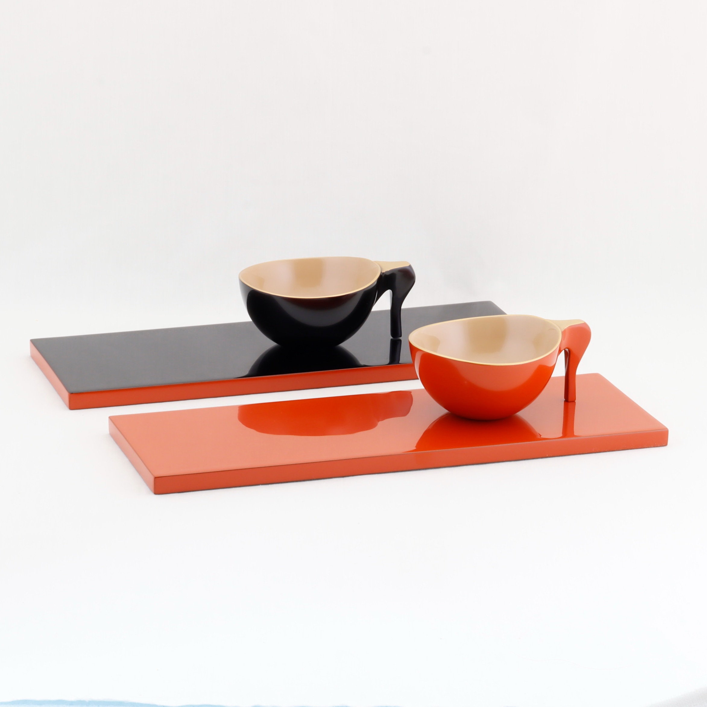 伝統工芸　輪島塗　ペア珈琲カップ　ハイヒール形【1140－1】