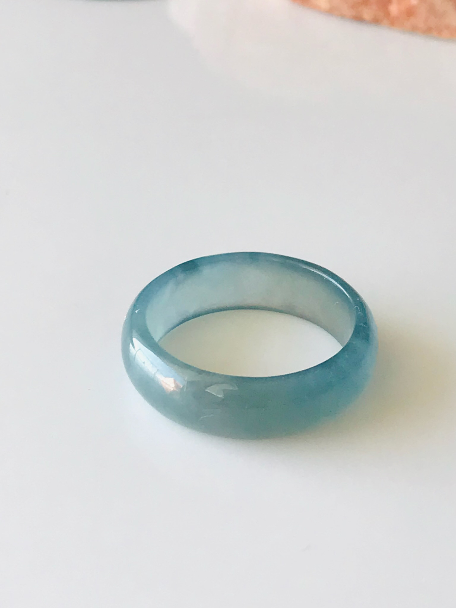 [R138-005］ ジェイド　JADE ヒスイ　本翡翠　くりぬき　リング　天然石　グアテマラ産　アイスブルー　11号