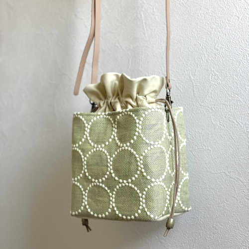 ⚮̈ミナペルホネン forest tile beige ネリオバッグ 巾着バッグ ⚮̈ミナペルホネン forest tile beige ネリオバッグ 巾着バッグ
