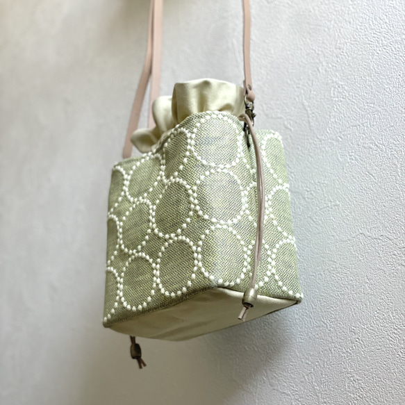 ⚮̈ミナペルホネンjungle relief ネリオバッグあおり巾着