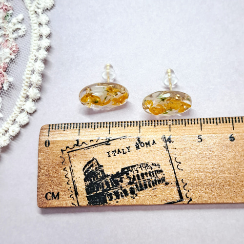 R104】ドライフラワー レジン ステンレスピアス ホワイトイエロー系  