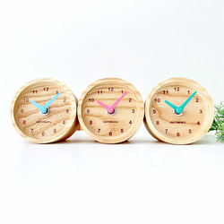 KATOMOKU mini clock 2 ライトグリーン km-125LG 置き時計 木の時計 4枚目の画像