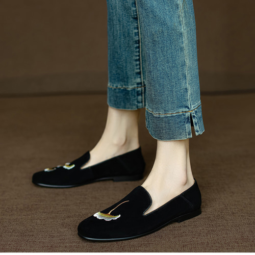 いちょう刺繍 ローファー 高級感 シューズ 快適なフラットシューズ